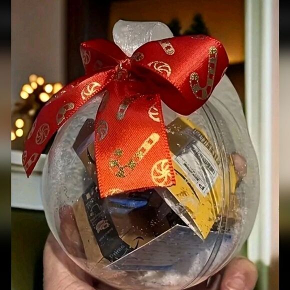 Amazon package from Santa Funny Christmas ornament - Picture 4 of 4